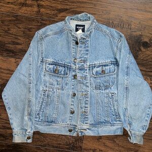 Vintage 90s Wrangler Sport Light Wash Denim Cropped Jean Jacket